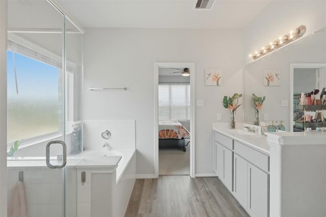 2535 Solano Lane, Baytown, TX 77523