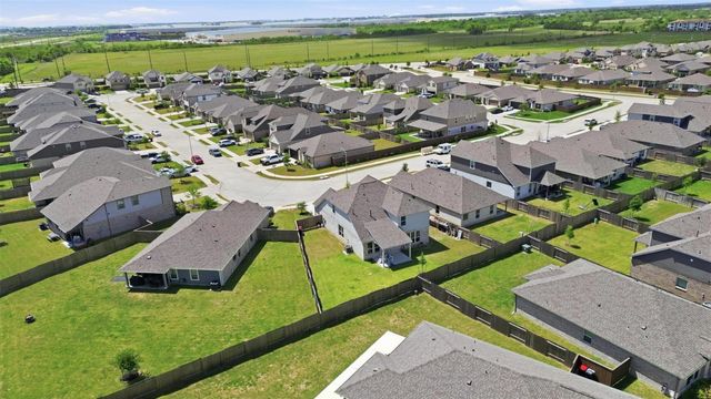 2535 Solano Lane, Baytown, TX 77523