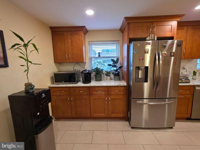 8515 BERGEN TER, Philadelphia, PA 19111