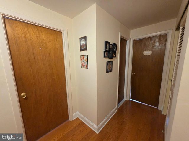 8515 BERGEN TER, Philadelphia, PA 19111