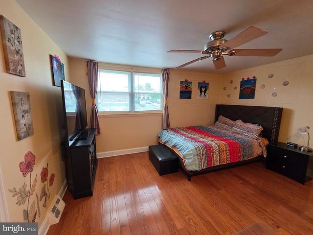 8515 BERGEN TER, Philadelphia, PA 19111