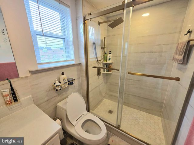 8515 BERGEN TER, Philadelphia, PA 19111