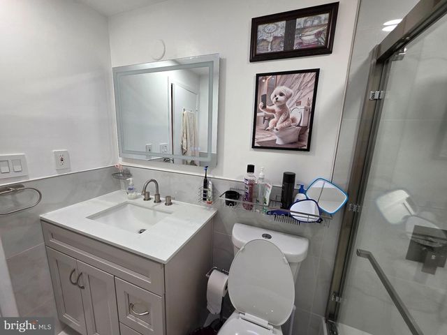 8515 BERGEN TER, Philadelphia, PA 19111