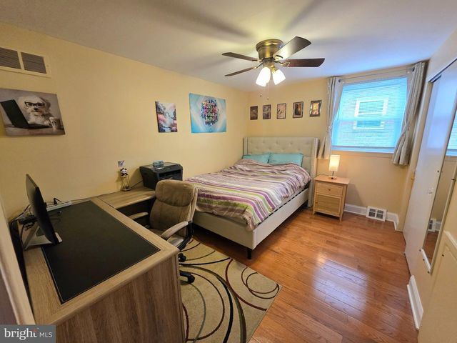 8515 BERGEN TER, Philadelphia, PA 19111