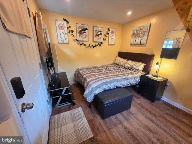 8515 BERGEN TER, Philadelphia, PA 19111
