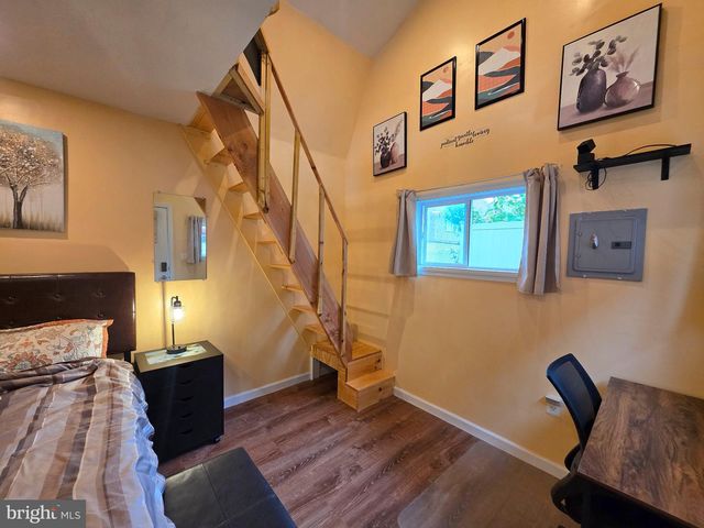 8515 BERGEN TER, Philadelphia, PA 19111