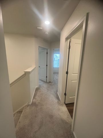 285 Lakeshore Drive, Oswego, IL 60543