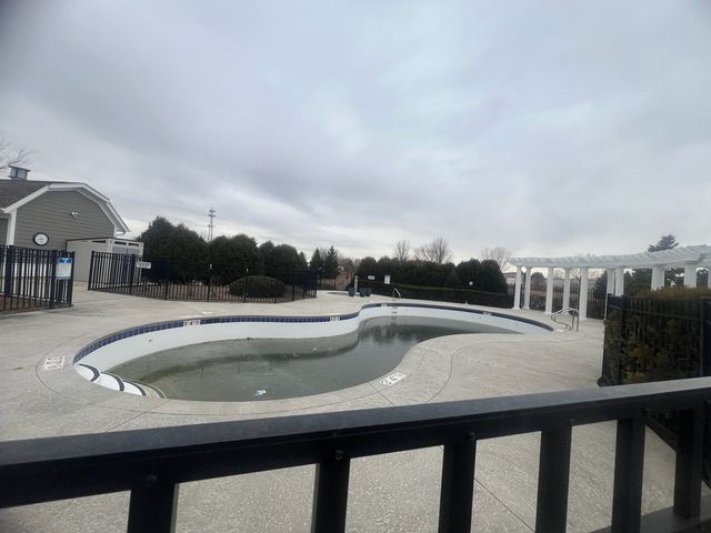 285 Lakeshore Drive, Oswego, IL 60543