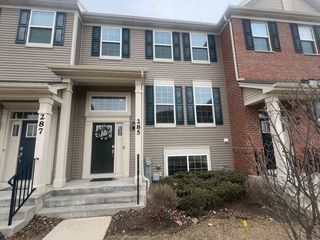 285 Lakeshore Drive, Oswego, IL 60543