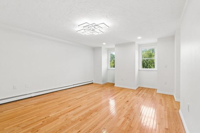 11 Crownridge Road, Westborough, MA 01581