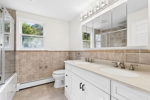 11 Crownridge Road, Westborough, MA 01581