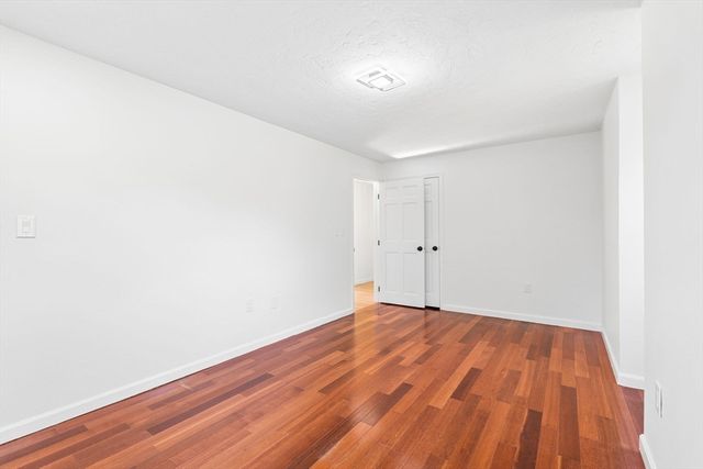 11 Crownridge Road, Westborough, MA 01581