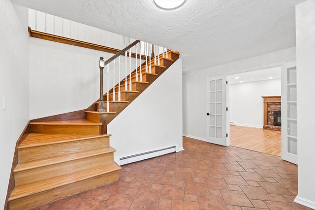 11 Crownridge Road, Westborough, MA 01581