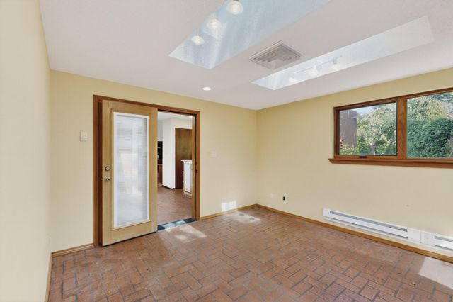 4900 Calle Del Cielo NE, Albuquerque, NM 87111
