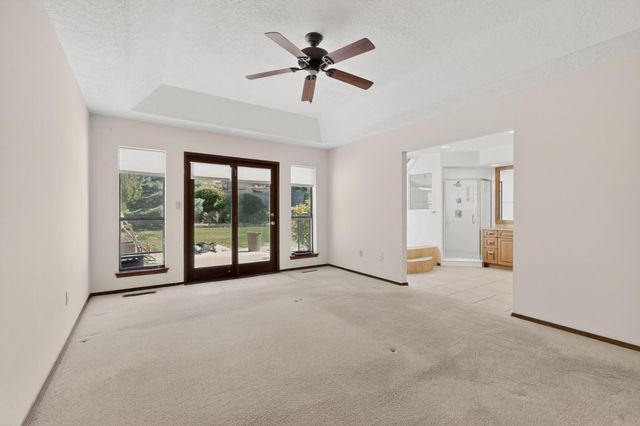 4900 Calle Del Cielo NE, Albuquerque, NM 87111