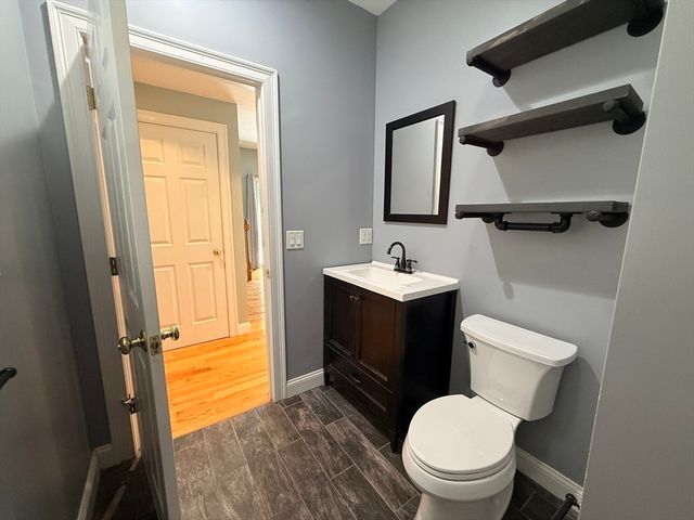 11 Brookside Road 6, Braintree, MA 02184
