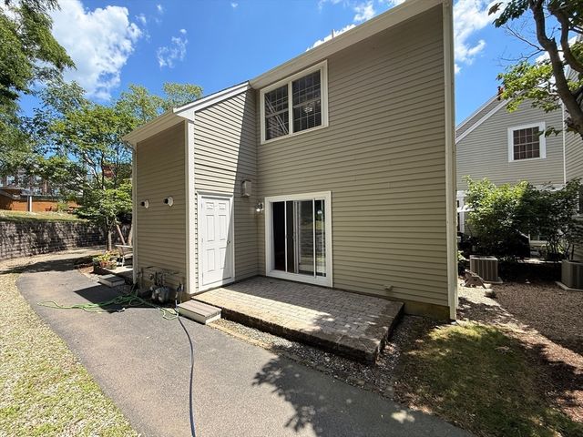 11 Brookside Road 6, Braintree, MA 02184