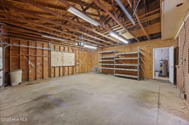 322 W Jones Street, Trenton, NC 28585