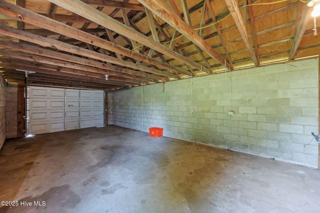 322 W Jones Street, Trenton, NC 28585