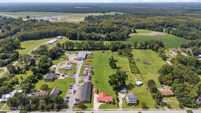 322 W Jones Street, Trenton, NC 28585