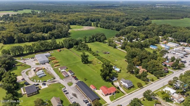 322 W Jones Street, Trenton, NC 28585