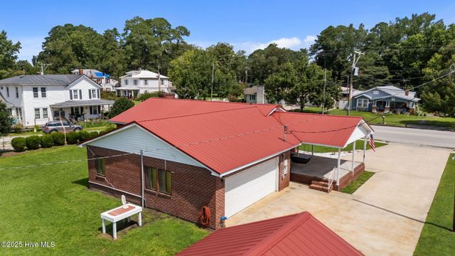 322 W Jones Street, Trenton, NC 28585