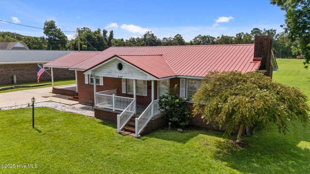 322 W Jones Street, Trenton, NC 28585