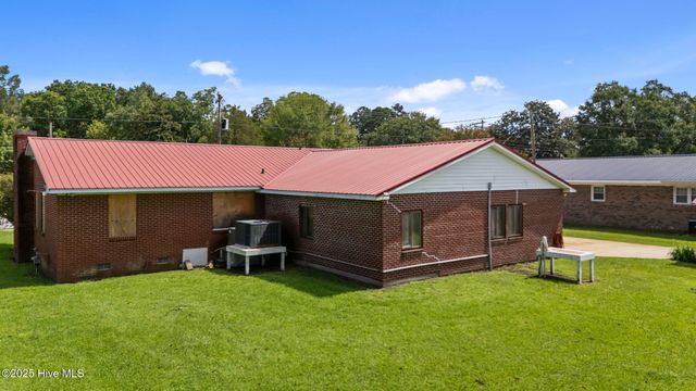 322 W Jones Street, Trenton, NC 28585