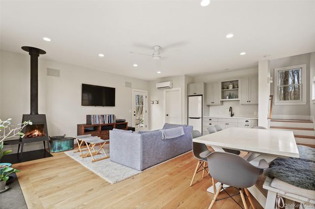 320 Long Ridge Road, Pound Ridge, NY 10576