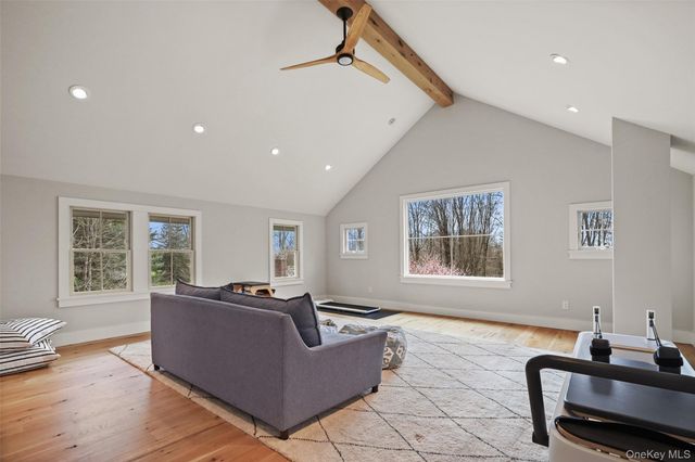 320 Long Ridge Road, Pound Ridge, NY 10576