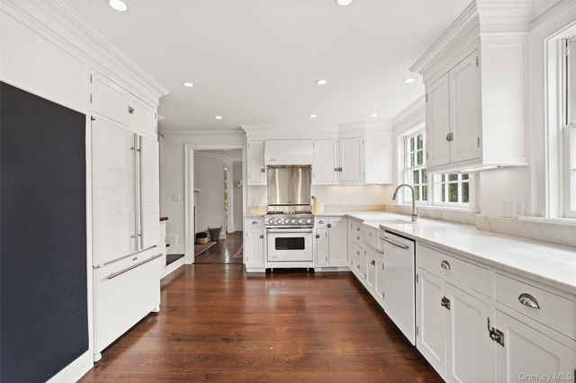 320 Long Ridge Road, Pound Ridge, NY 10576