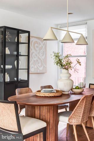 1111 FAIRMONT ST NW, Washington, DC 20009