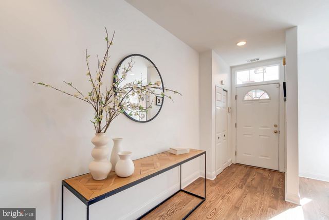 1111 FAIRMONT ST NW, Washington, DC 20009