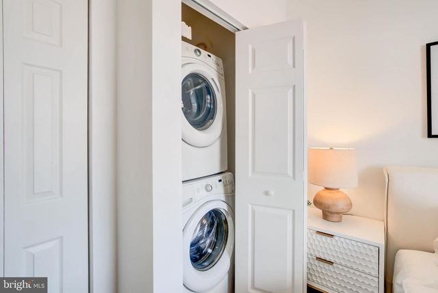 1111 FAIRMONT ST NW, Washington, DC 20009