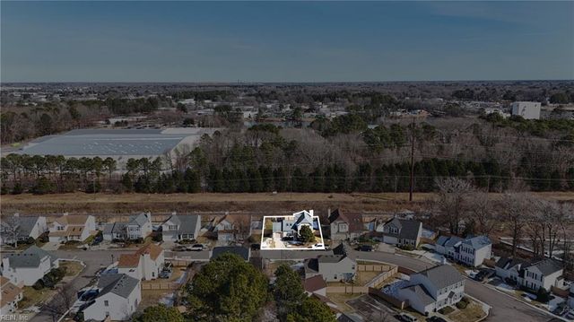 325 Oak Lake RN, Chesapeake, VA 23320