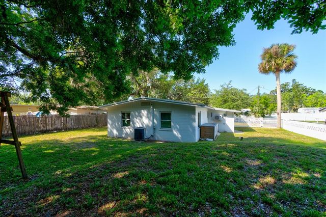 121 ELLISON AVENUE, New Smyrna Beach, FL 32168