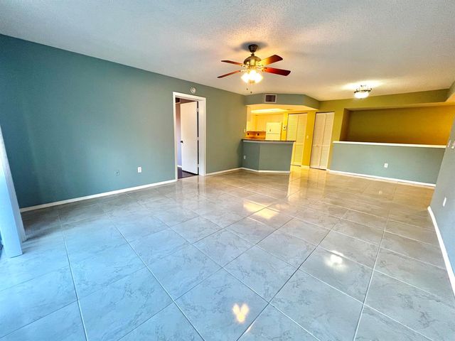 1100 Crestwood Court S 1103, Royal Palm Beach, FL 33411