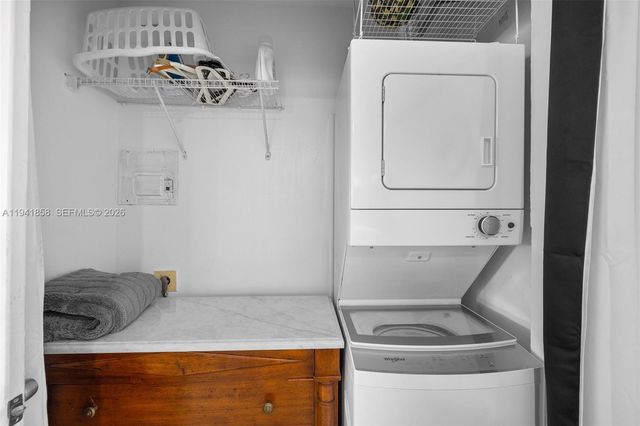 1908 N Ocean Drive 1B 2B package, Hollywood, FL 33019