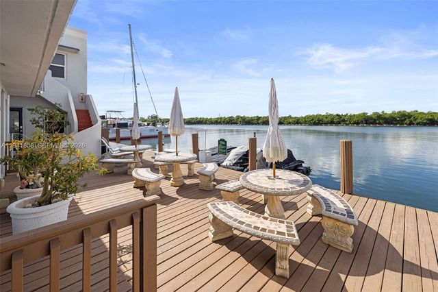 1908 N Ocean Drive 1B 2B package, Hollywood, FL 33019