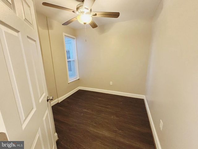 1721 N BOND ST, Baltimore, MD 21213