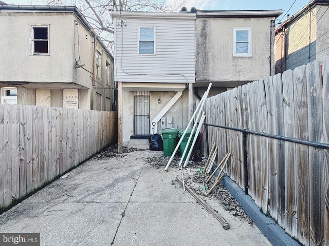 1721 N BOND ST, Baltimore, MD 21213