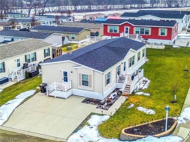 5109 Redbud Drive SW 343, Navarre, OH 44662