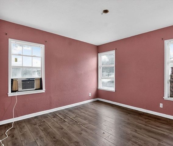 1509 Devon Dr, Corpus Christi, TX 78415