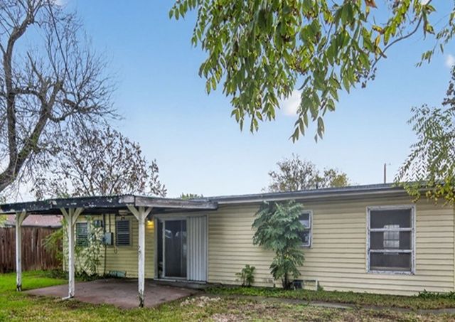 1509 Devon Dr, Corpus Christi, TX 78415