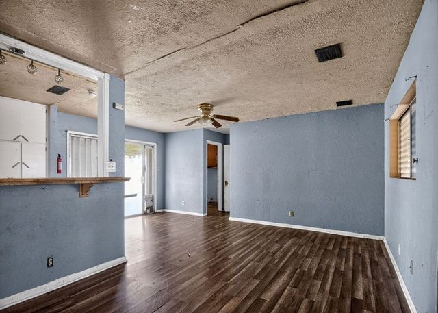 1509 Devon Dr, Corpus Christi, TX 78415