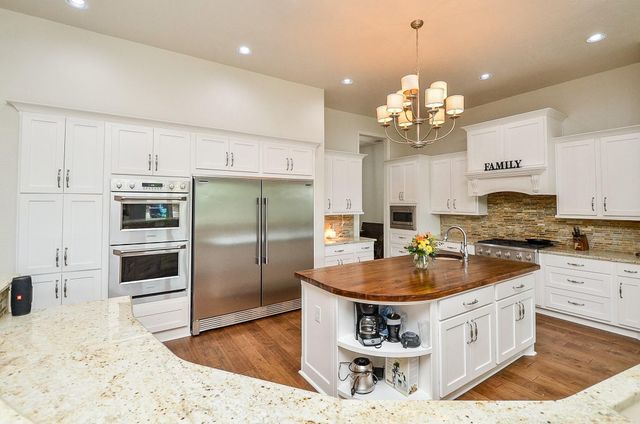 29818 Deer Crest Lane, Fulshear, TX 77406