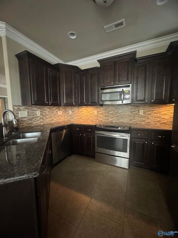 101 Somerset Park Drive, Huntsville, AL 35811