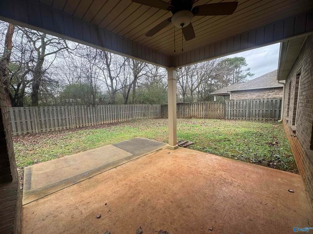 101 Somerset Park Drive, Huntsville, AL 35811