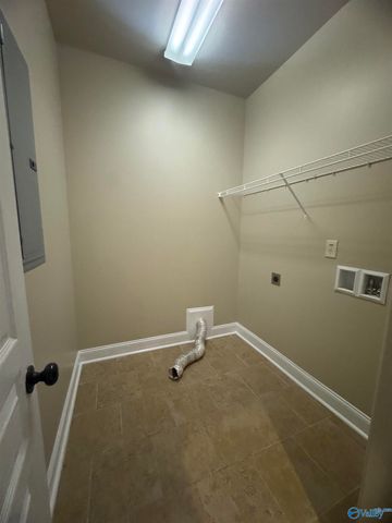 101 Somerset Park Drive, Huntsville, AL 35811