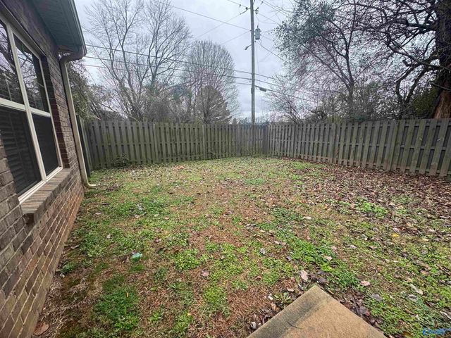 101 Somerset Park Drive, Huntsville, AL 35811